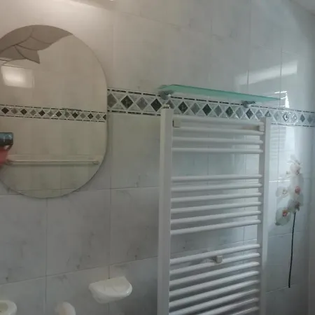 בית אירוח Pokoje Przy Fontannie קארוויה
