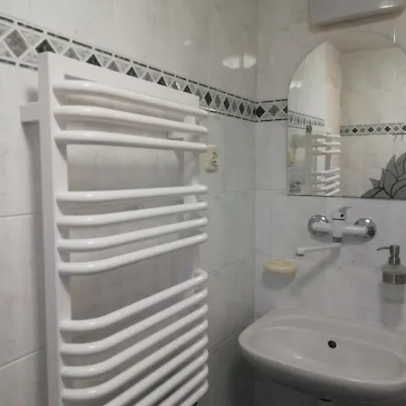 Przy Fontannie Privat bolig *